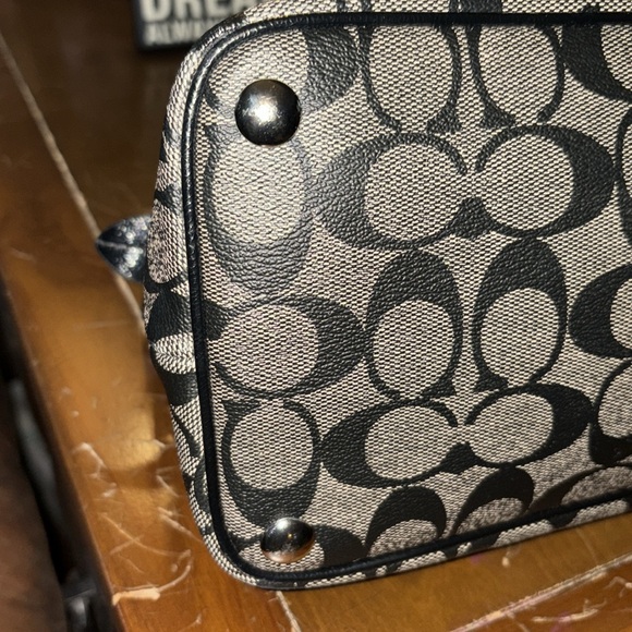 Coach Black and Gray Signature Handbag - Picture 7 of 12